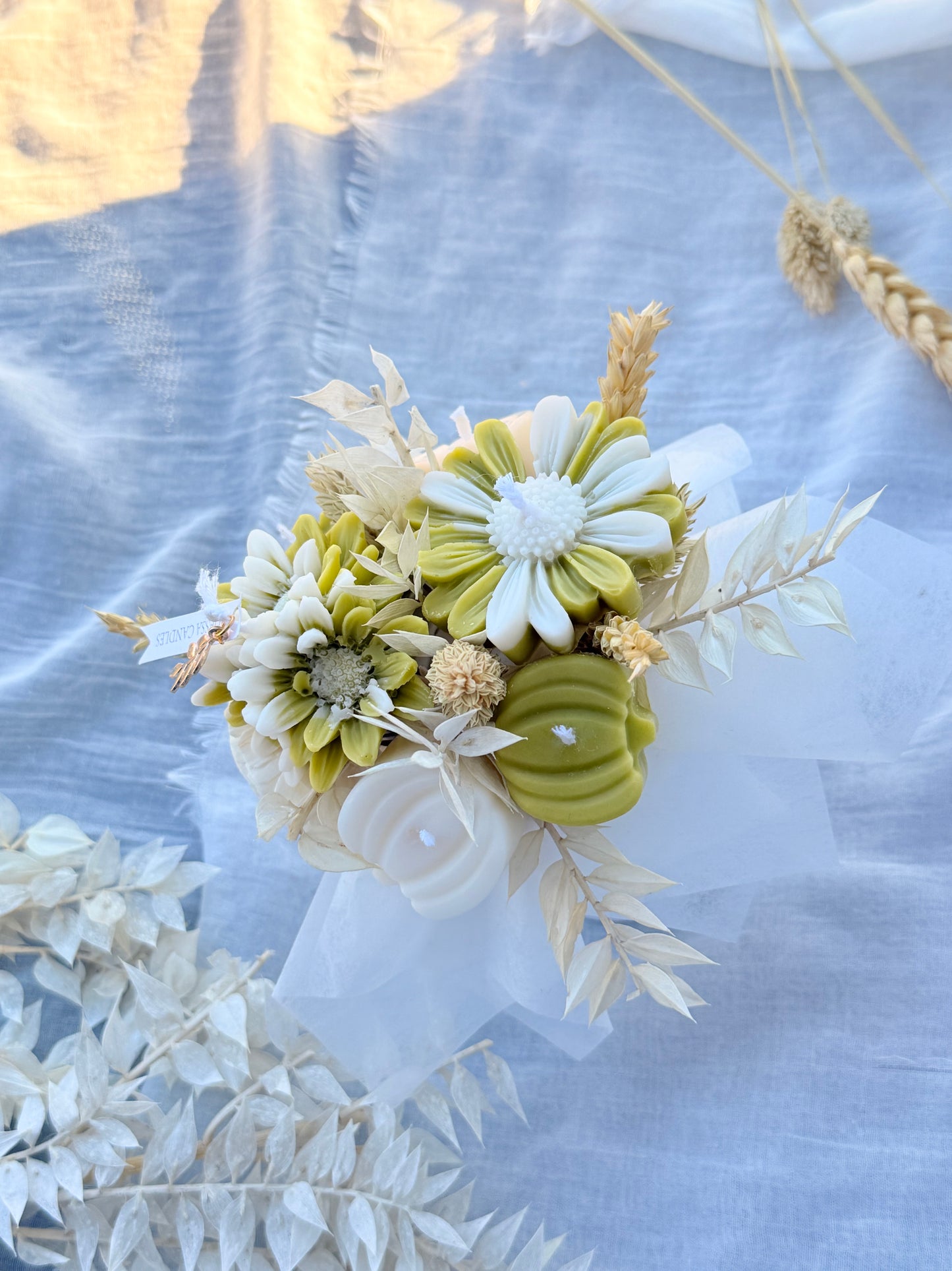 Olive & Ivory Bouquet